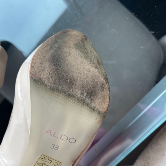 Nude Pep-toe pumps - Picture 4 of 4